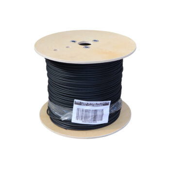 O bobină mare de cablu negru, posibil compatibil cu sistemele Huawei sau Deye, are o etichetă cu cod de bare pe lateral. Este afișat elegant pe un fundal alb impecabil.